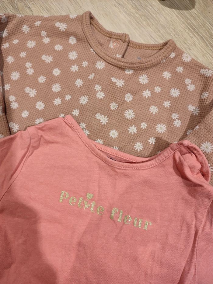 Deux t-shirt manches longues - photo numéro 2