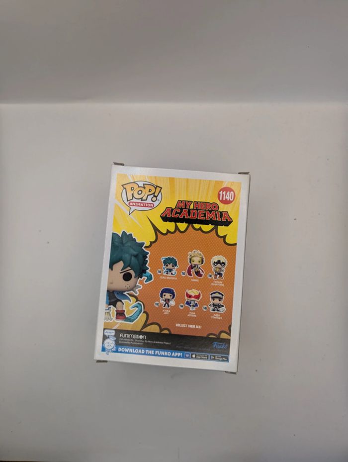 Funko pop My hero academia - 1140 Izuku Midoriya Edition speciale Glows in the dark - photo numéro 3