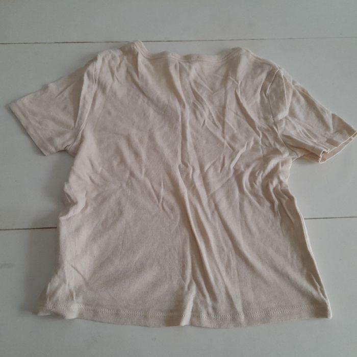 Tee shirt beige col V - photo numéro 3