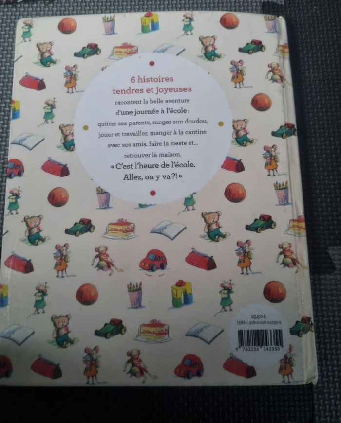 Livre Petites Histoires d'école - photo numéro 2