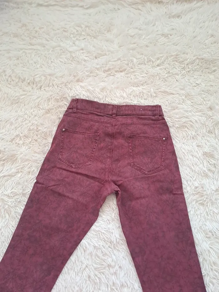 Jegging Camaïeu T38 - Motifs Discrets Style Goth/Rock - Bordeaux - photo numéro 6