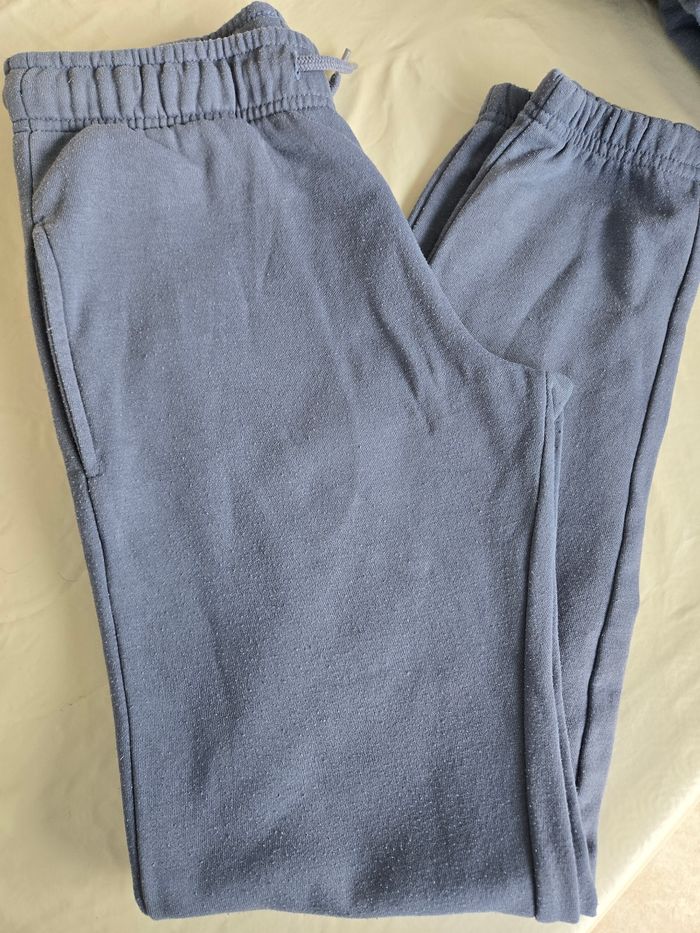 Ensemble jogging - photo numéro 4