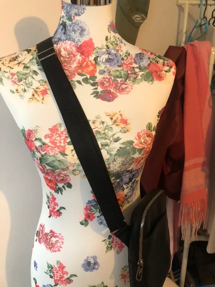 Sacoche Lacoste similicuir - photo numéro 3