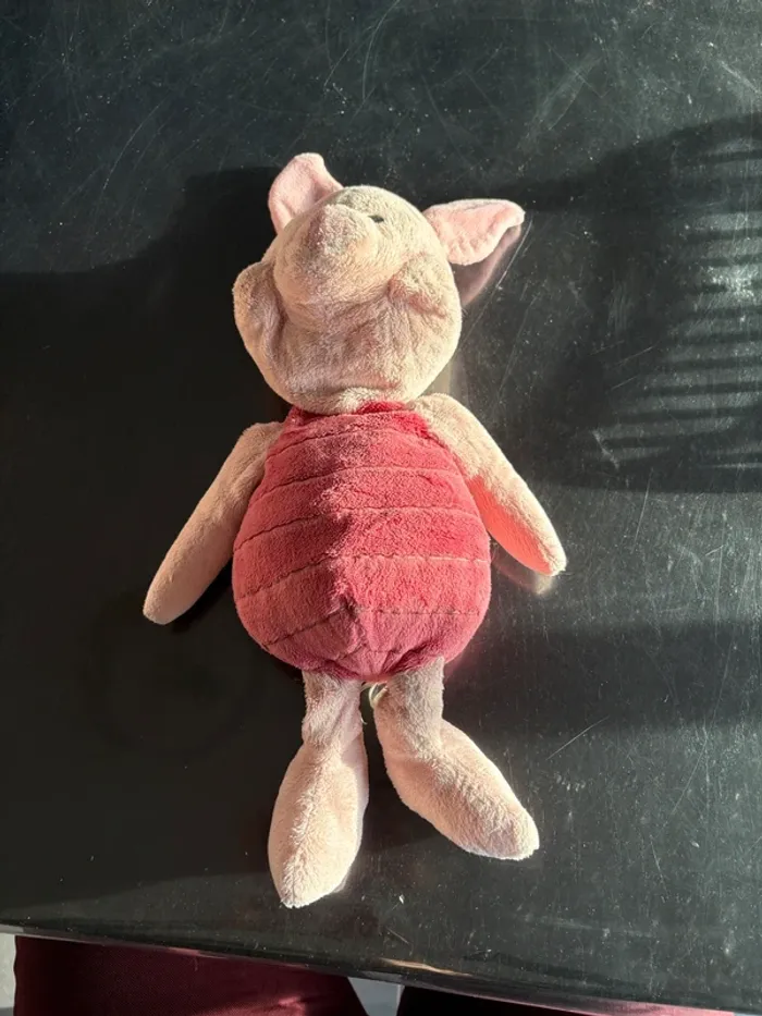 Peluche disney porcinet de winnie l’ourson