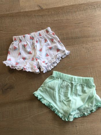 Lot de 2 shorts - bébé fille - 6 mois