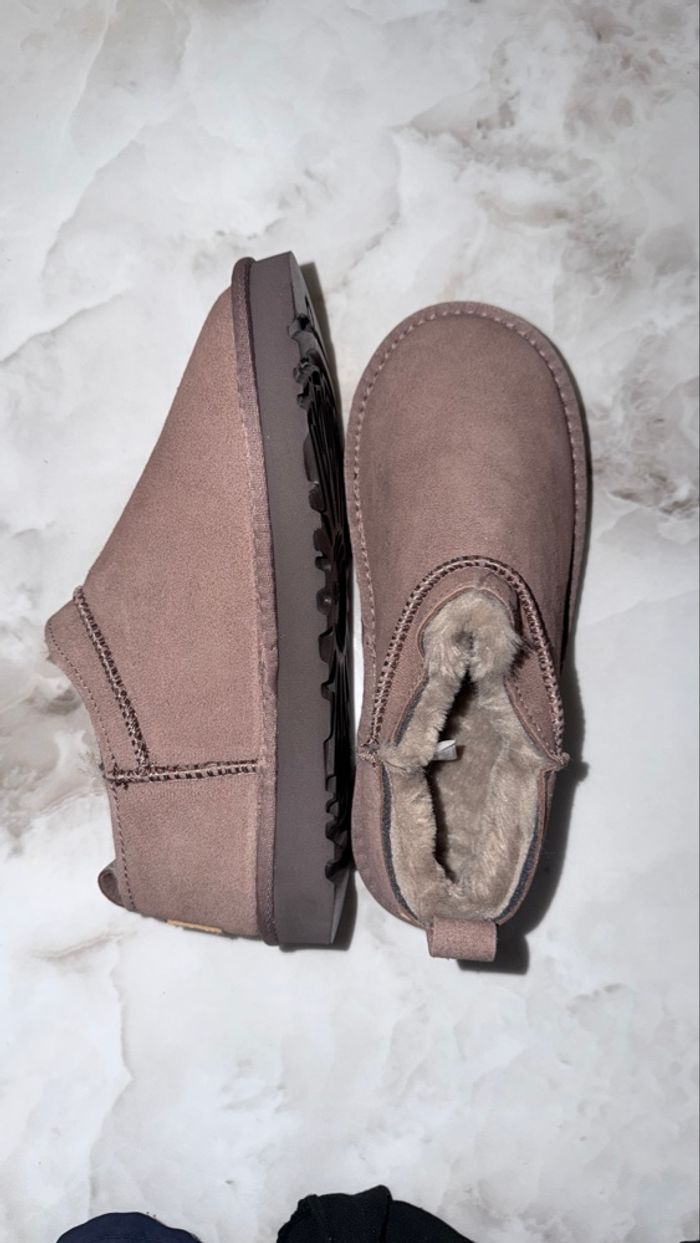 Mini-micro ugg marron - photo numéro 3