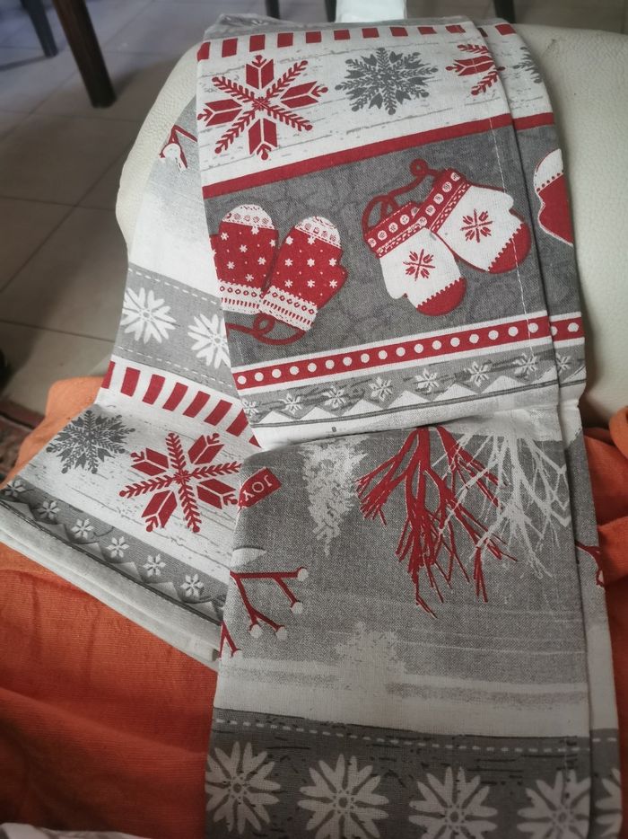 Lot de 2 grands torchons de Noel neufs - photo numéro 7