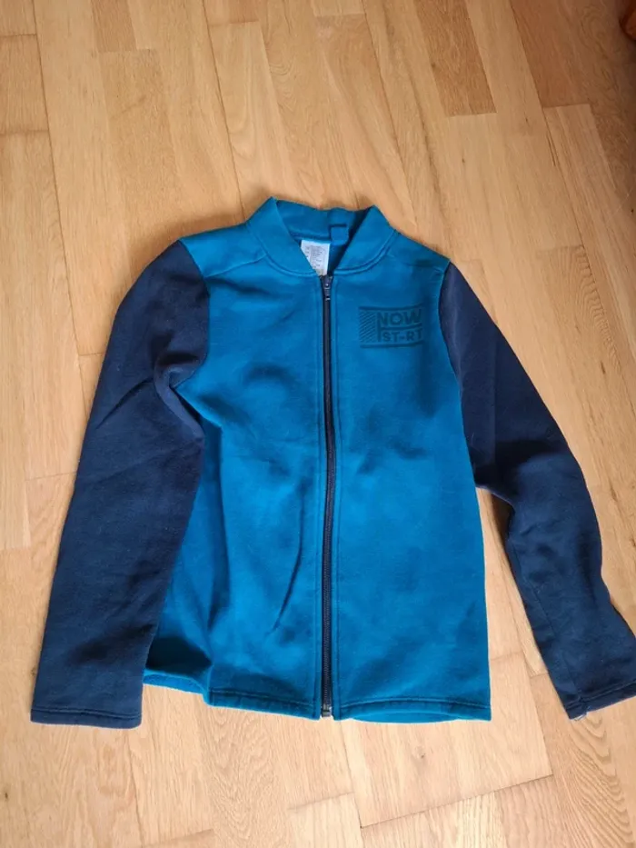 Gilet polaire decathlon 8/9ans