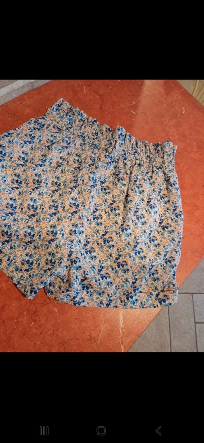 Short femme taille 38 - photo numéro 4