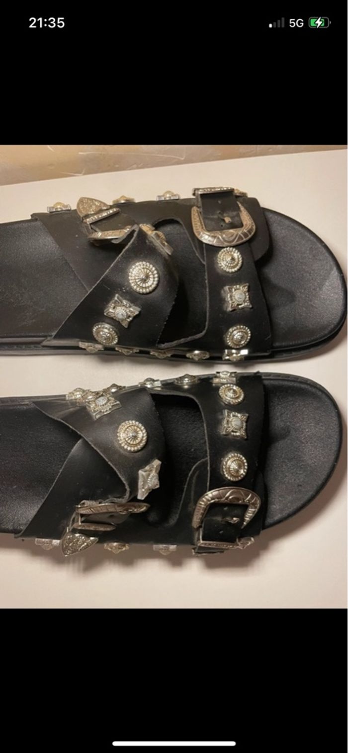 Claquette noir - photo numéro 3