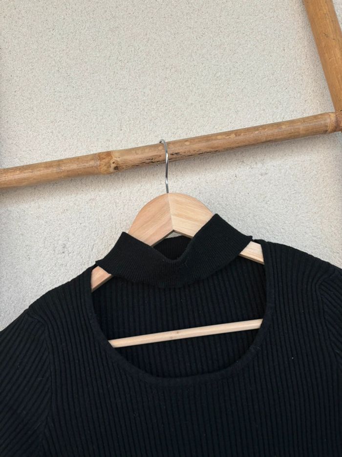 Top noir - photo numéro 2