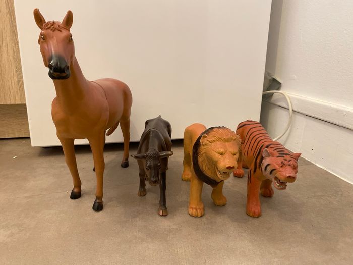 Lot de 4 animaux