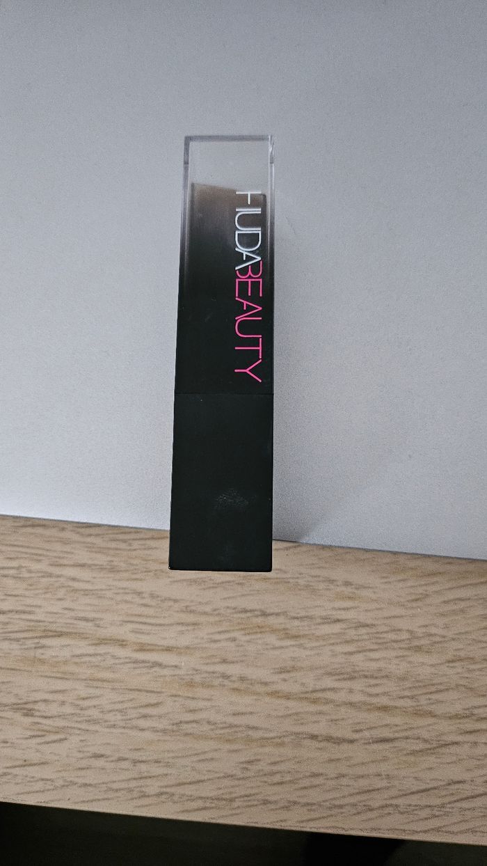 Fond de teint hudabeauty - photo numéro 1