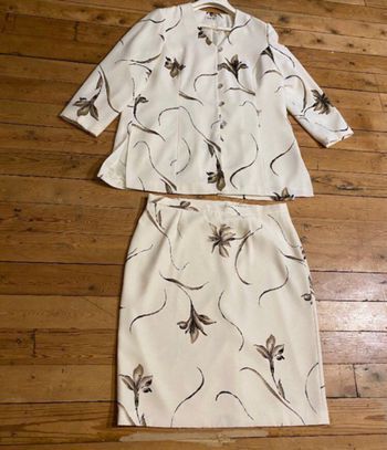 Bel ensemble veste plus jupe 46 Anne Weyburn la redoute