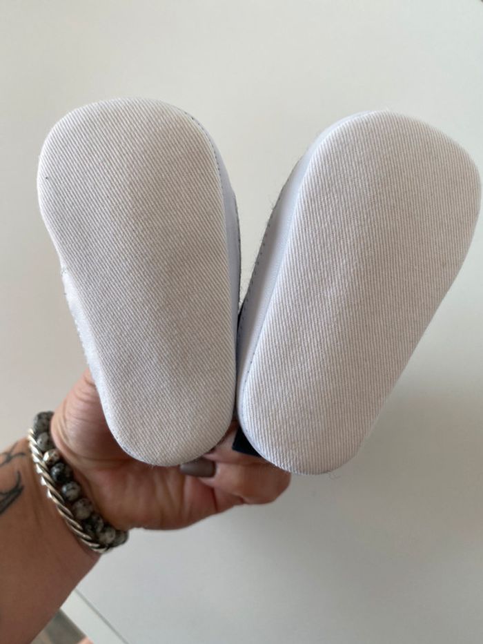 Chaussures neuve 17 - photo numéro 2