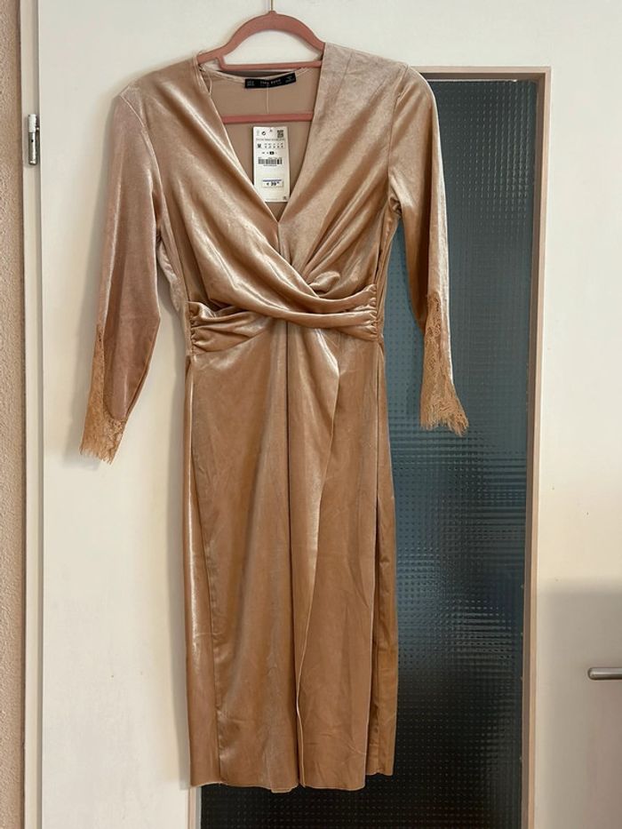Robe Zara