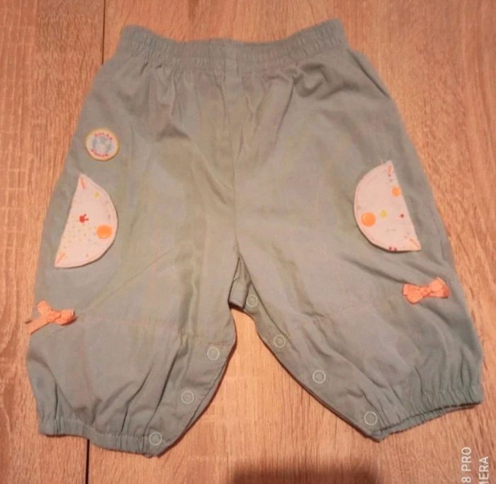 7 pantalons 3 mois - photo numéro 7