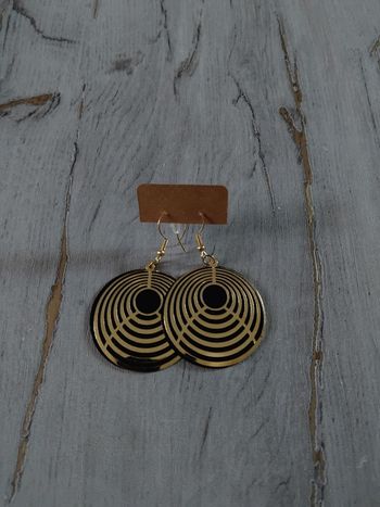 Boucles d'oreilles neuves