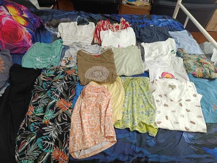 Lot vêtements femme taille Xl - photo numéro 1
