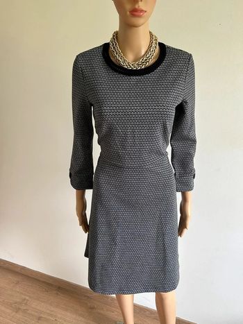 Robe noire et grise neuve avec manches 3/4 Esprit taille L (valeur 60€)