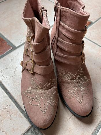 Bottines rose poudré/doré 37