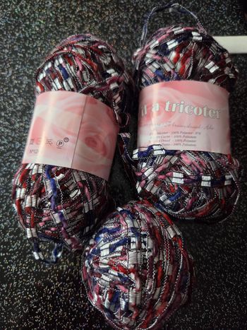 Lot de 2 pelotes de fil à tricoter