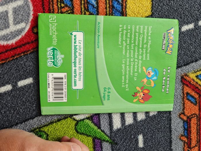 Livre pokemon le combat de sasha - photo numéro 2