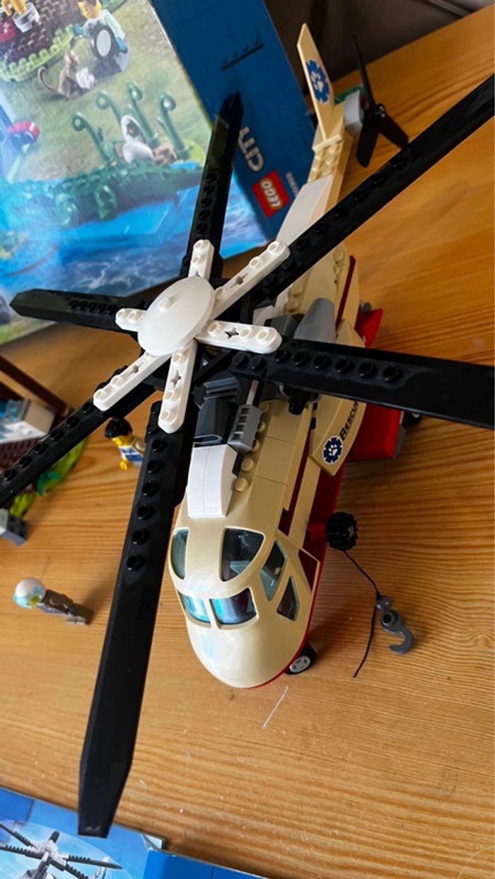 LEGO 60302 City Wildlife L'opération de Sauvetage des Animaux Sauvages - photo numéro 7