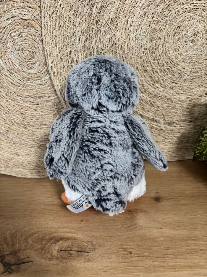 Doudou pingouin gris blanc orange créations Dani - photo numéro 3