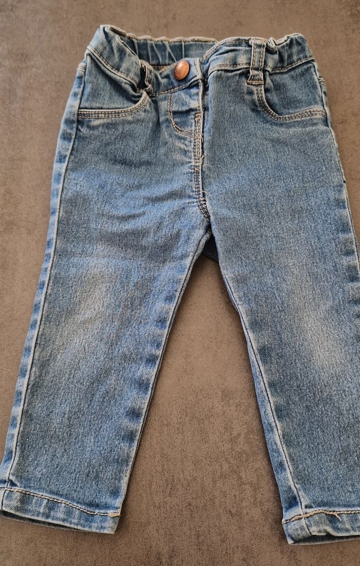 Lot de 2 jeans kiabi - photo numéro 2