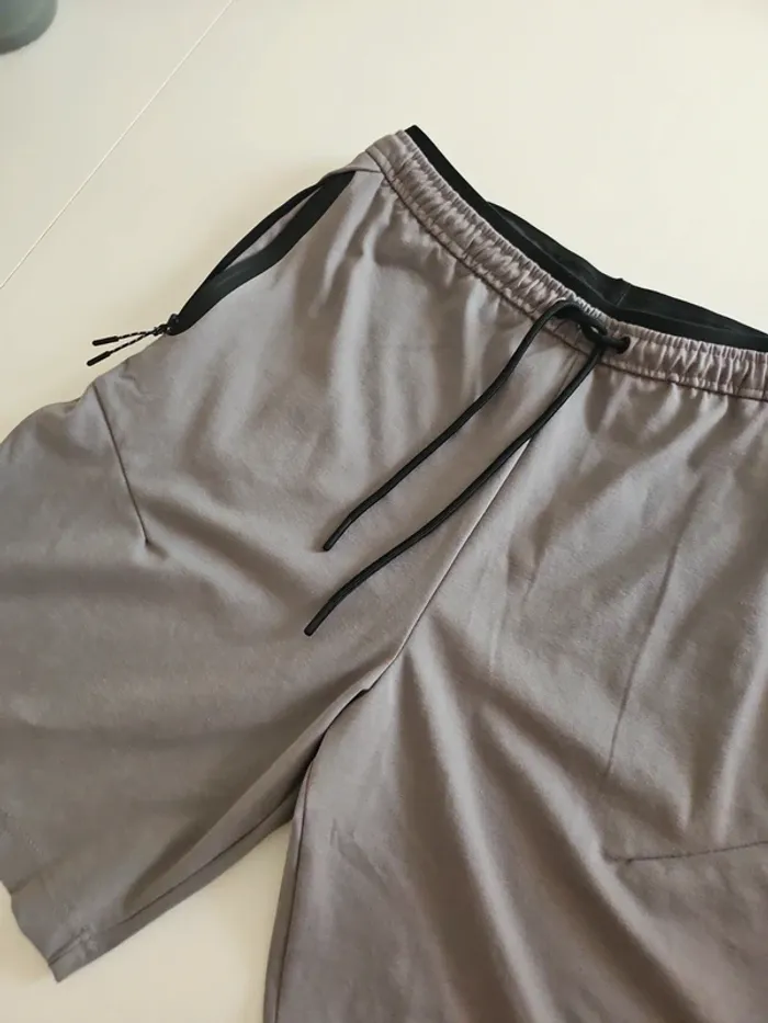 Bermuda jogger interlock Pull & bear - photo numéro 2