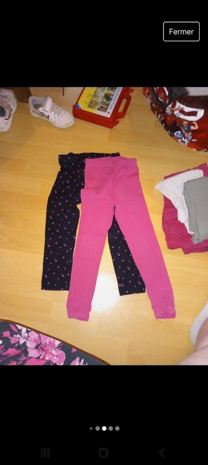 Lots vêtement fille taille 4 ans - photo numéro 3