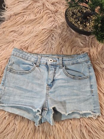Short jeans