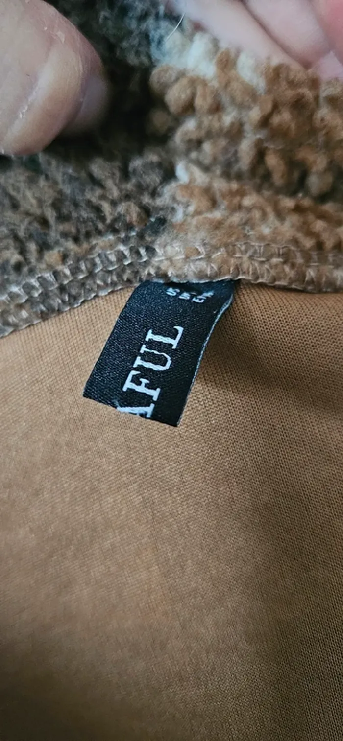 pull court chaud taille S - photo numéro 8