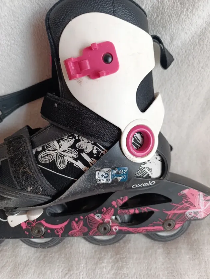 Paire de rollers en ligne pointure 30-32 - photo numéro 2