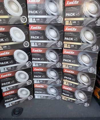Pack XANLITE 5 Spots Encastrable Orientables + Ampoules GU10 5W=50W.