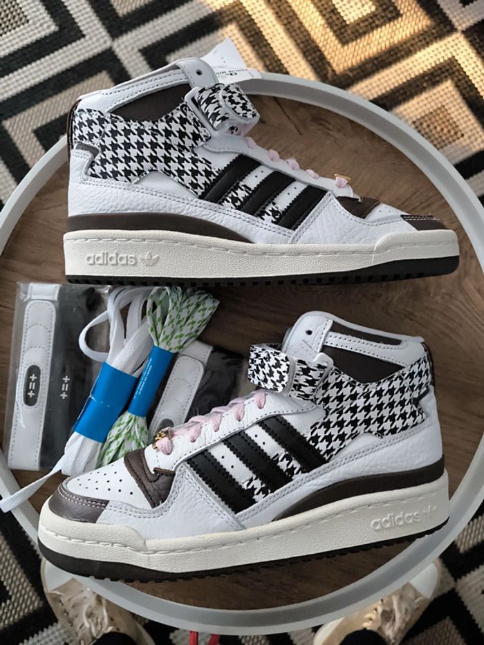 Basket adidas lena situations neuve taille 37 1/3 - photo numéro 2