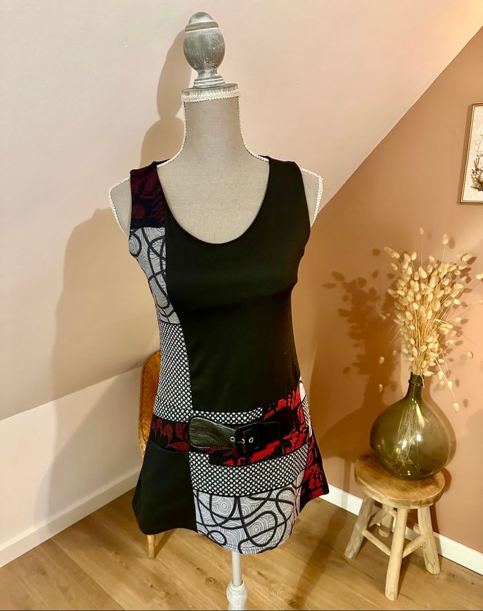 🤍 Robe noir & grise cache cache taille 2 ( 38/40 ) 🤍 - photo numéro 2