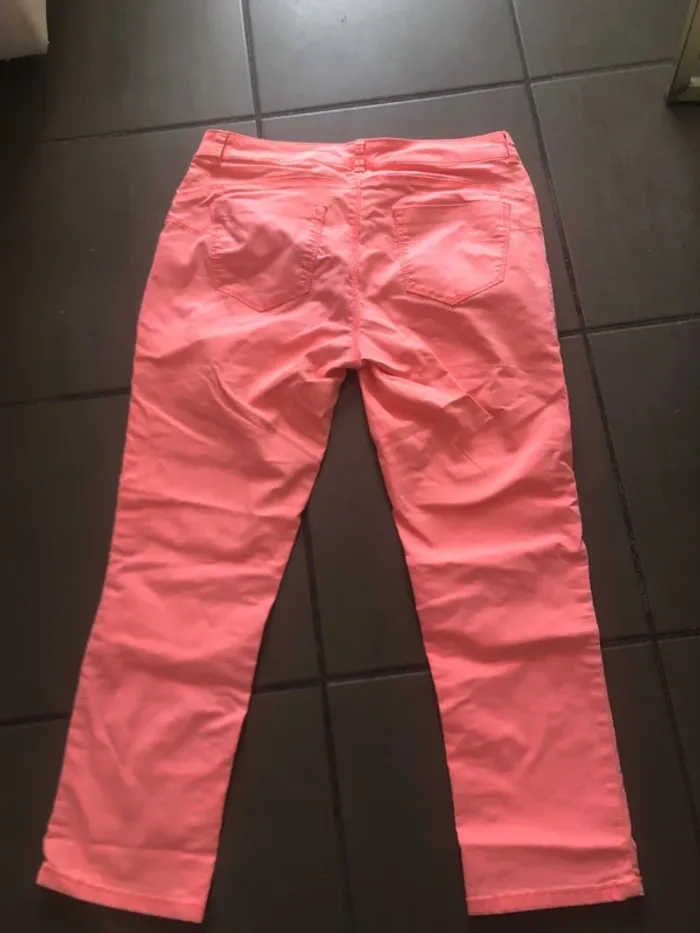 Jean fluorescent cache-cache T38 femme đ - photo numĂ©ro 3