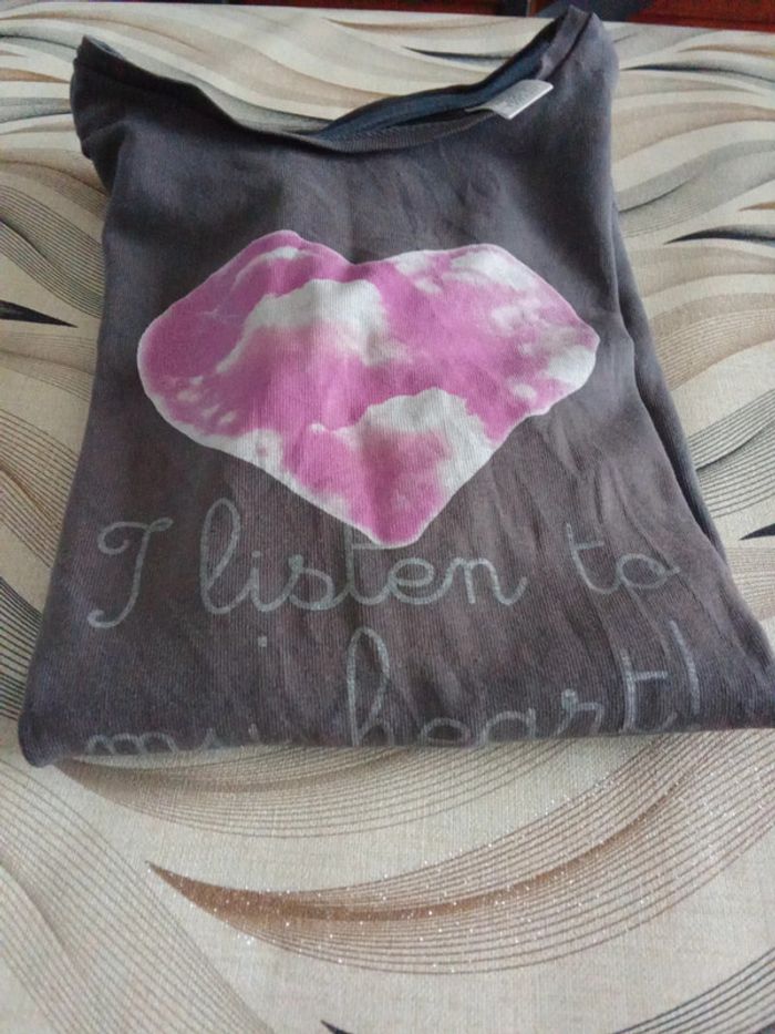 Tee-shirt motif coeur Okaïdi 8 ans - photo numéro 5
