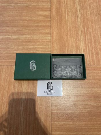porte carte  Goyard