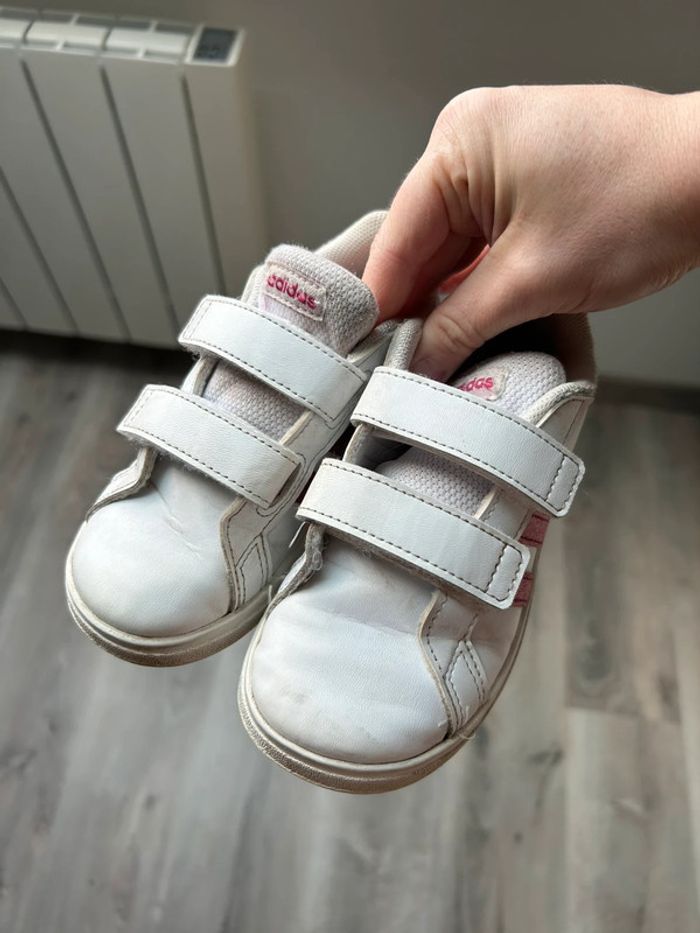 Basket - Adidas - pointure 26 - photo numéro 4