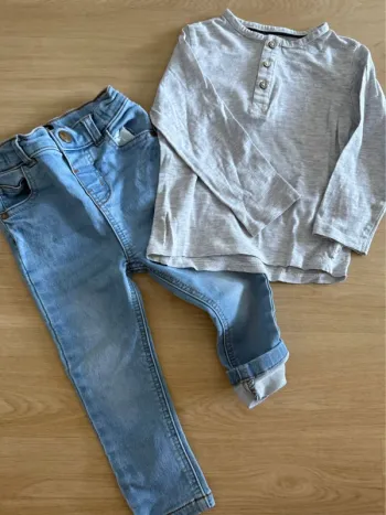 Ensemble T-shirt manches longues gris et jean bleu - 24 mois
