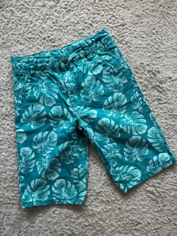 Short à fleurs bleu turquoise marque Orchestra taille 5 ans