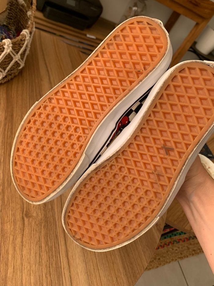 Vans à carreaux et motifs cerises - photo numéro 8