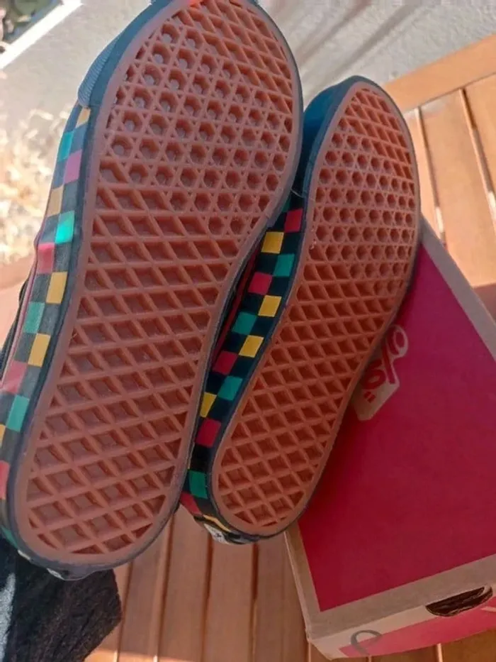 Baskets noires vans pointure 36,5 mixtes - photo numéro 7