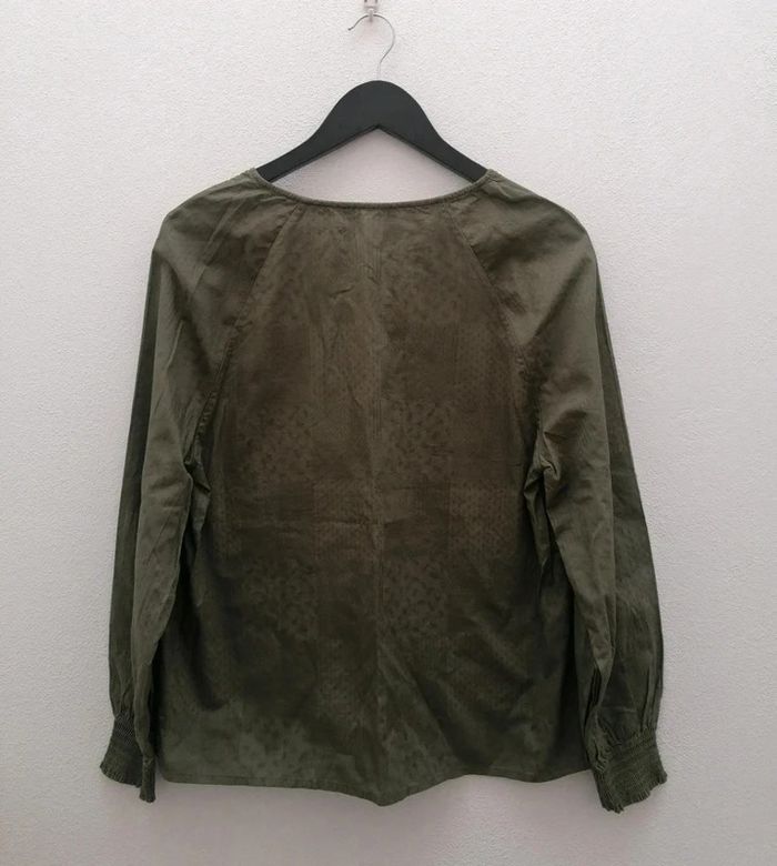 Blouse verte, taille S.