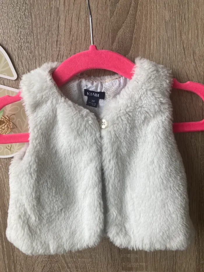 Gilet sans manche fausse fourrure - photo numéro 2