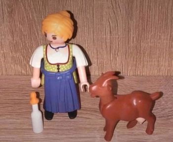 Paysanne avec une chèvre playmobil