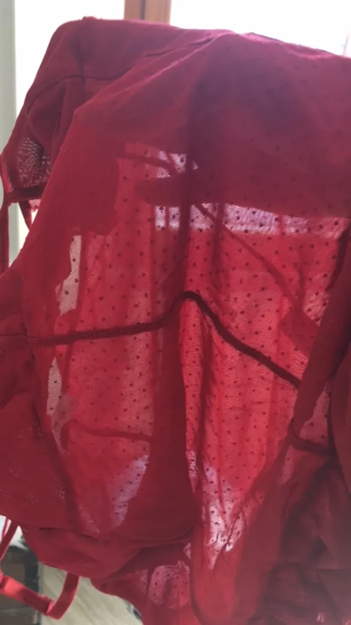 Nuisette transparente rouge - photo numéro 2